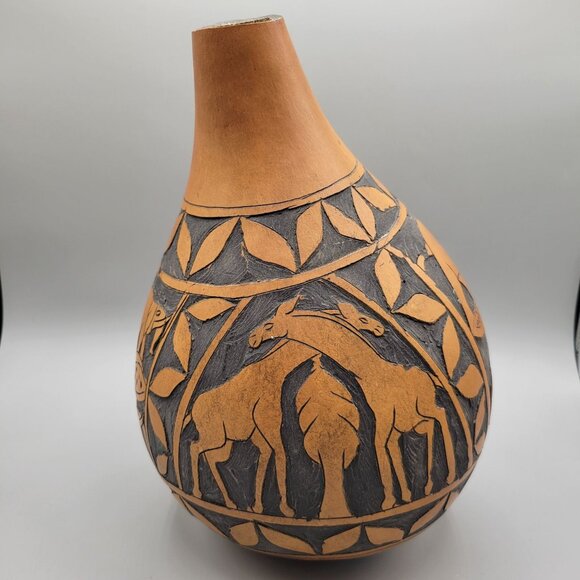Gourd Carved Animals Vessel Container Made in Costa Rica Central America - Picture 1 of 6
